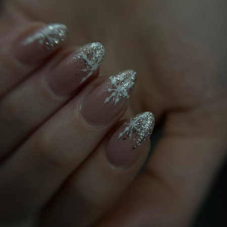nagels snowflakes